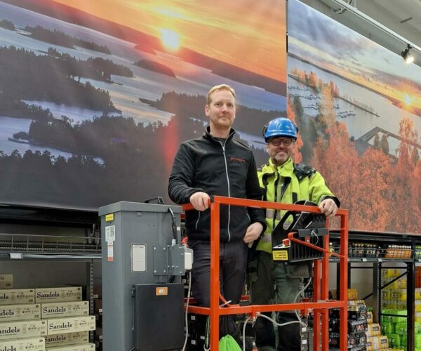 KCM Kivihaka - Skyjack henkilönostin