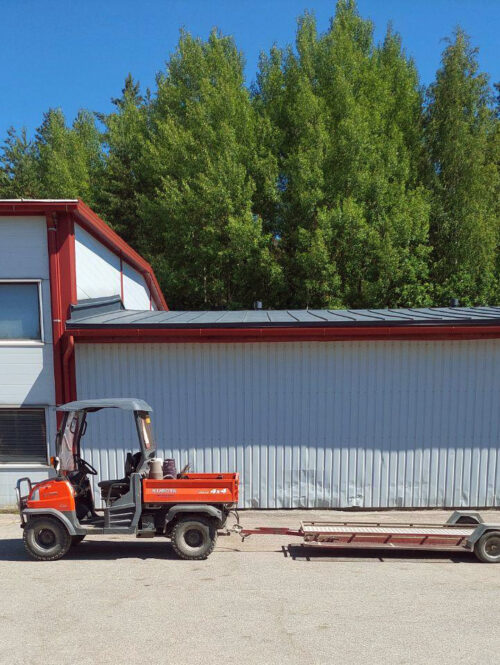 Puutarha Tahvoset - Kubota moottori